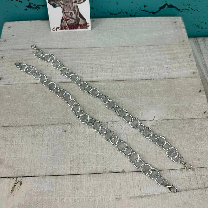 ANTIQUE SILVER AND TURQUOISE STONES Trucker Chain